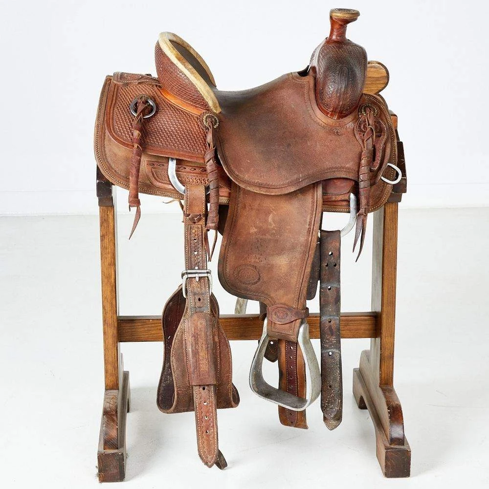 Used 14.5in NRS Competitor Series Olin Young Ranch Roper 2 Used 14.5in NRS Competitor Series Olin Young Ranch Roper - Image 2